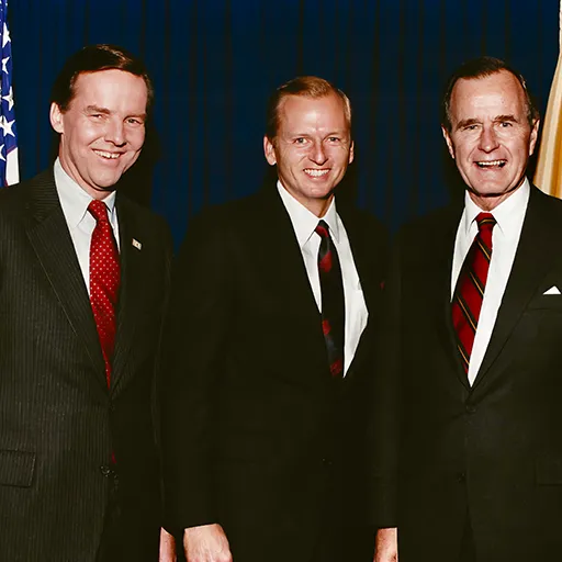 0058 Gov. Kean, REB, Pres. Bush Circa 1989 Edited denoise enhance 2x faceai